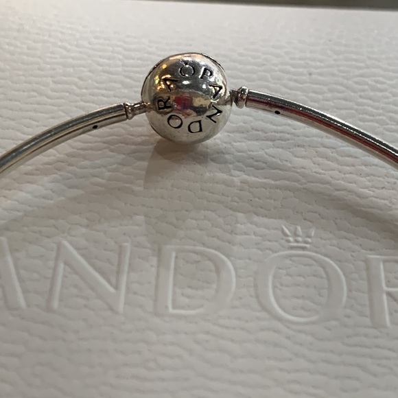 RETIRED Essence Bangle - Picture 2 of 5